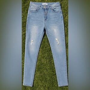 Blue Savvy Distressed Skinny Jeans Size 13/31